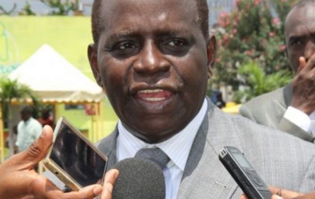 Mairie du Plateau : Révoqué il y’a des semaines, que cherche le maire Akossi Bendjo hors du pays ?