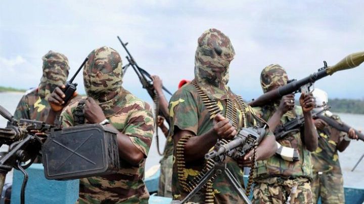 Perturbation du réseau électrique sur toute l’étendue du territoire : Un Internaute prévient les Ivoiriens sur le sens réel de la coupure d’électricité d’hier