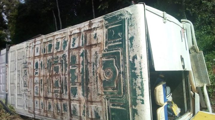 Abidjan: Autoroute du Nord ,un mini car se renverse et fait des blessés