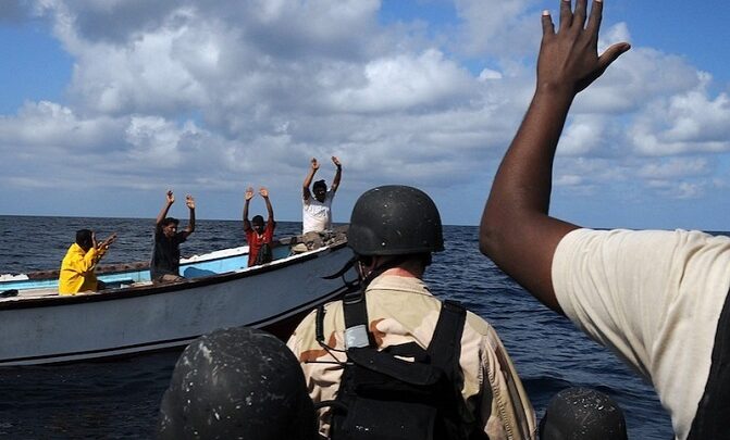 Côte d’Ivoire : Des marins Ivoiriens volent au secours d’un équipage Singapourien en haute à 600 kms des Côte d’Ivoire