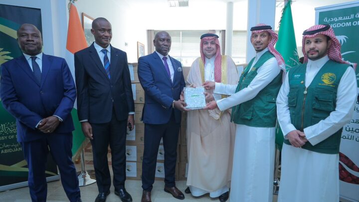 Relation bilatérale Côte d’Ivoire -Arabie Saoudite: En cette fin de ramadan , Le Royaume Saoudien offre 50 Tonnes de dattes aux musulmans Ivoiriens.