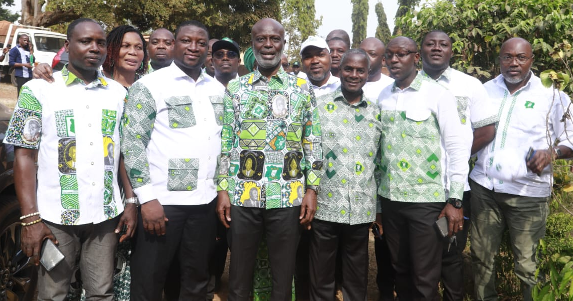 Côte-d’Ivoire (activités des partis politiques) : Les membres du réseau des cadres PDCI NOTRE HÉRITAGE et du réseau FIDELIS  participent à un important séminaire à Afféry organisé par le District des Lagunes et présidé par le Ministre AZIZ THIAM.