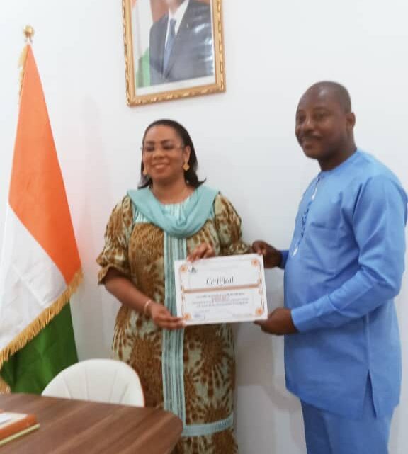 Côte d’Ivoire (lucarne politique sur  les élus de l’Ouest) : Rencontre avec Madame Diety Edwige, femme politique, présidente de KED FONDATION