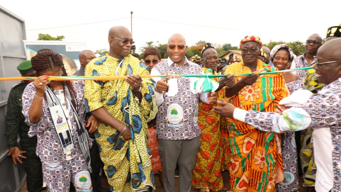 Côte d’Ivoire (Reconnnaissance): Le village de Dida kayabo rend un vibrant  hommage au chef de l’Etat.