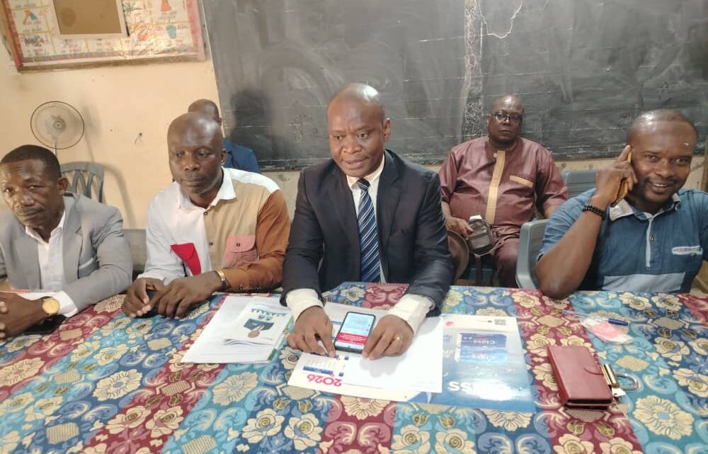 Menaet conférence de presse d’un collectif issu de l’Is-Mena M:Kouassi Iri Albin Sg Merci :” Bli Blé a dévié la voie ”